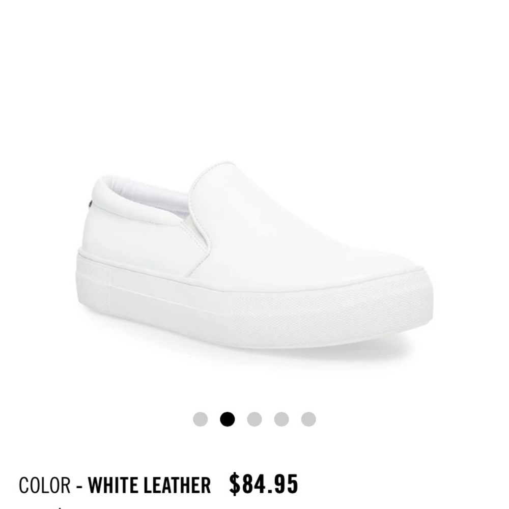 Steve Madden Gills Sneaker